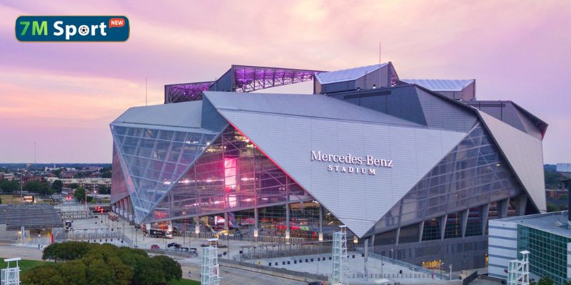 Mercedes-Benz Stadium (Atlanta) – Thiết kế mái che di động hiện đại